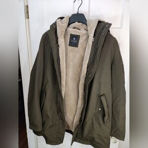 Dan John green canvas parka jacket with a beige sherpa lining Size Medium